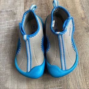 Speedo close toe infant water shoes